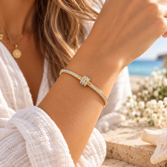 Screw Sparkling Zirconia Bangle